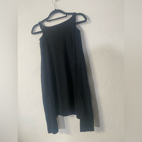 Athleta women’s Black cold Open shoulder long sleeve top large Tall - Picture 3 of 6